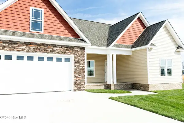 2699 Whitaker Glen Drive, Farmville, NC 27828