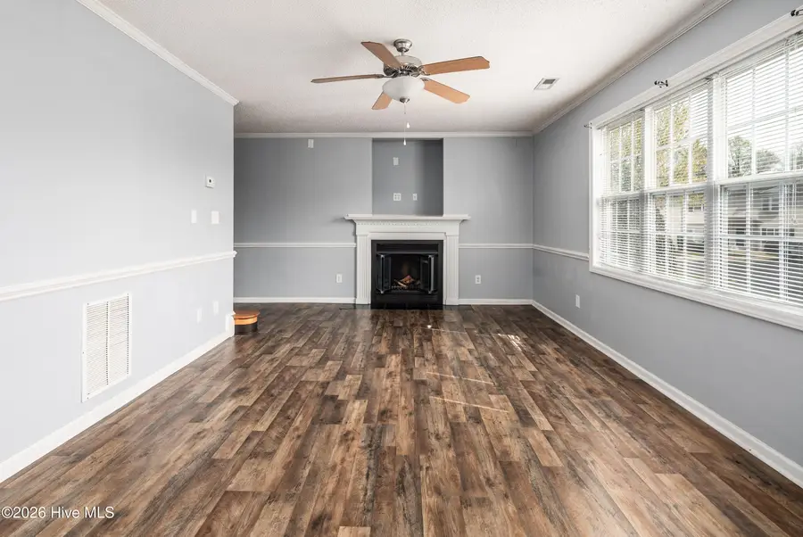 2345 Vineyard Drive #E-10, Winterville, NC 28590 - #3