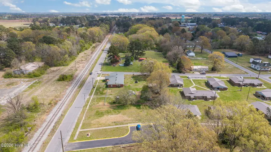 207 NE Railroad Street, Robersonville, NC 27871 - #2