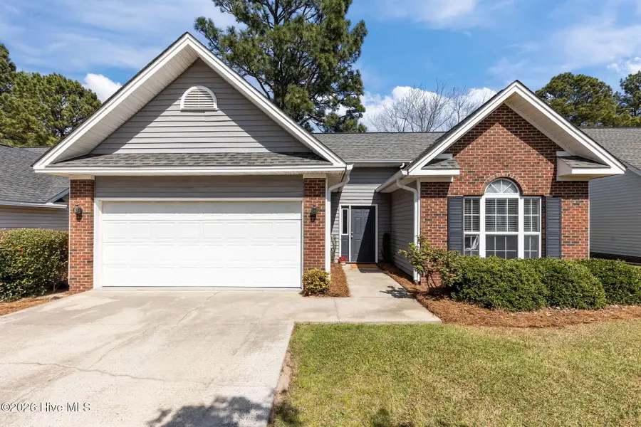 112 Kensington Way, Aberdeen, NC 28315 - #2