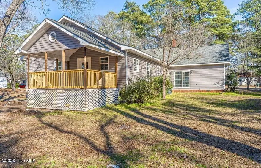 817 Aberdeen Road, Laurinburg, NC 28352 - #2