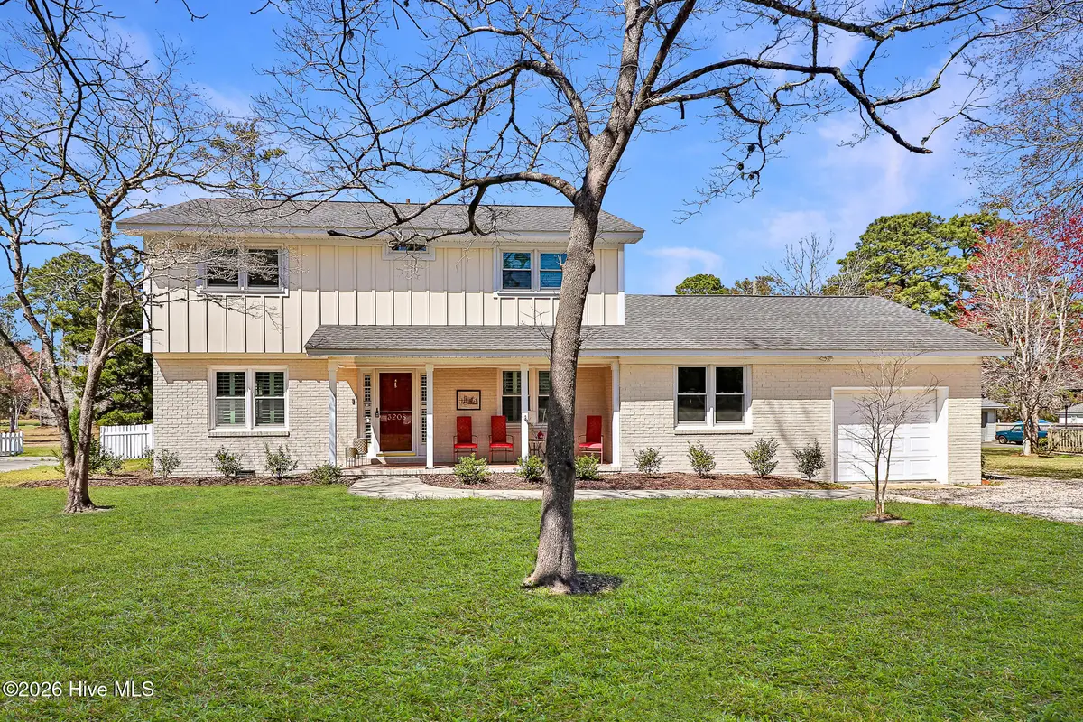 3208 Country Club Road, Morehead City, NC 28557 - #1