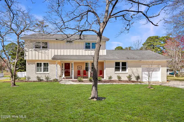 3208 Country Club Road, Morehead City, NC 28557