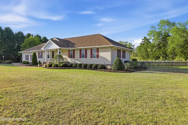 100 Schooner Landing Drive, Edenton, NC 27932