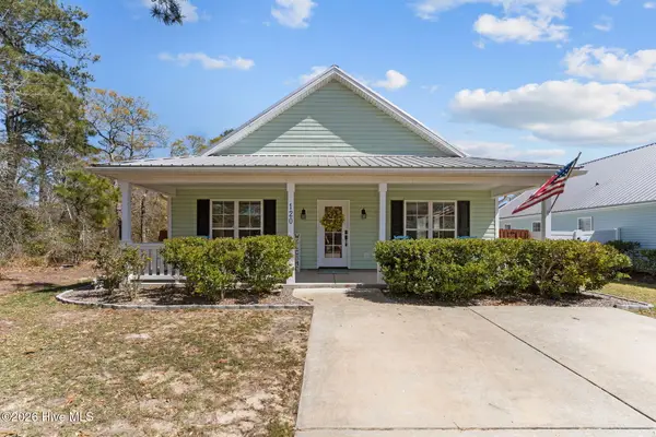 120 NW 11th Street, Oak Island, NC 28465