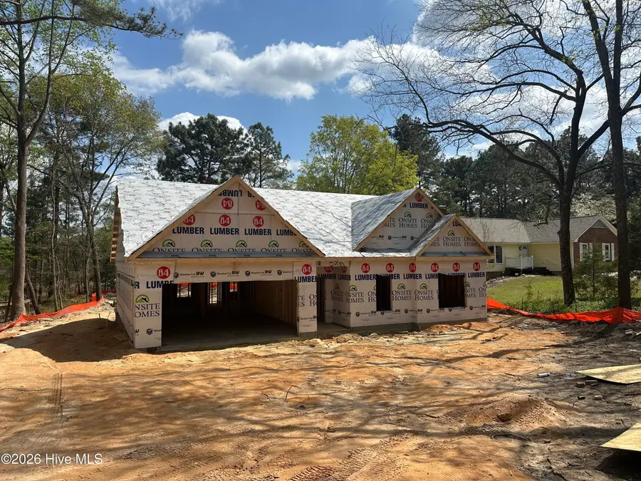 165 Devonshire Avenue W, West End, NC 27376 - #2