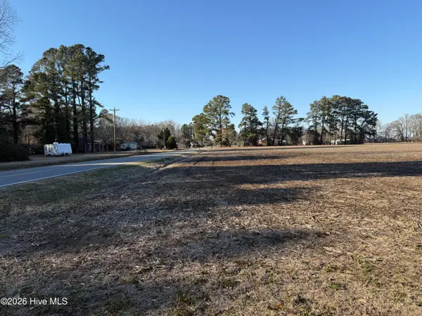 26 Ac Nc 99, Pantego, NC 27860