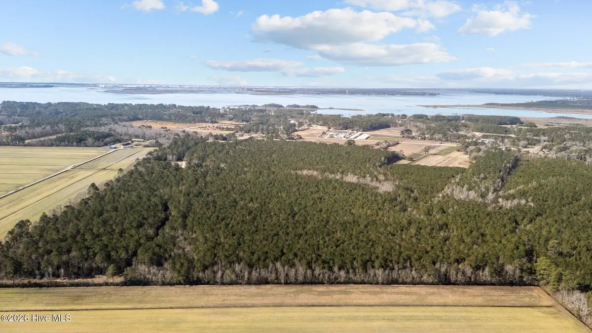 1674 Hwy 101, Beaufort, NC 28516 - #1