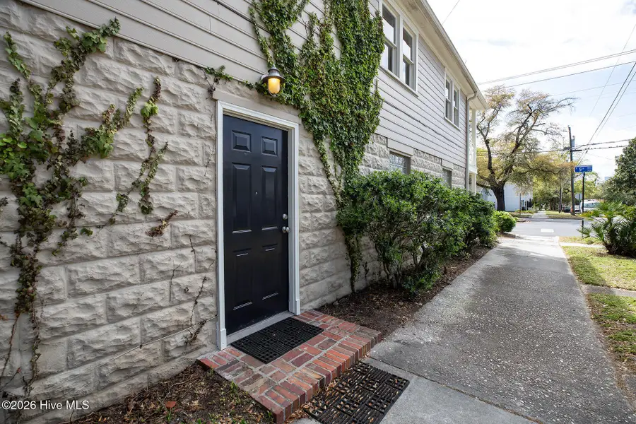 701 S 5th Avenue, Wilmington, NC 28401 - #2