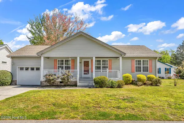 513 Crooked Pine Place Sw, Calabash, NC 28467