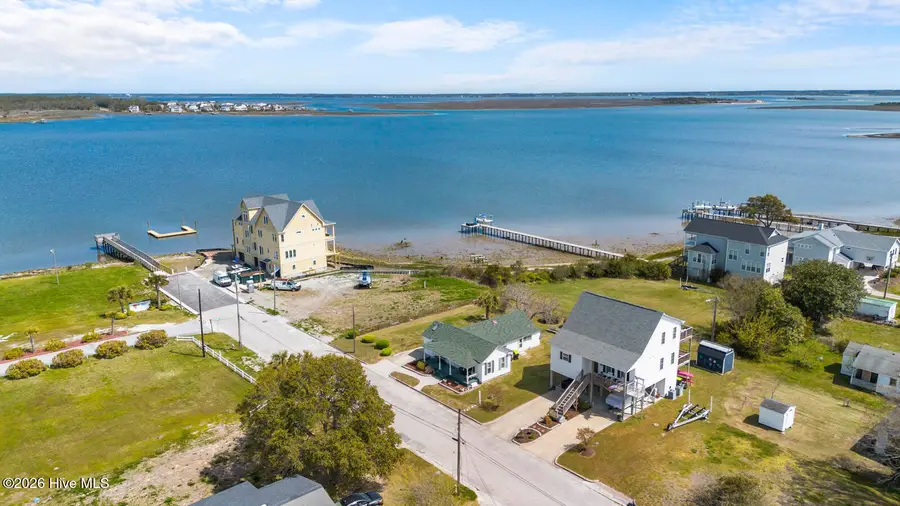 508 N 11th Street, Morehead City, NC 28557 - #2