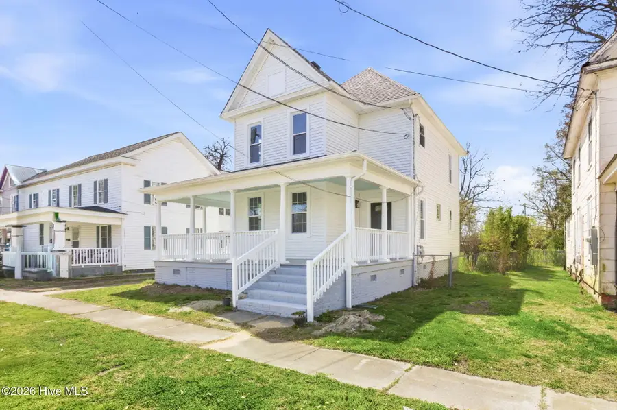 409 E Burgess Street, Elizabeth City, NC 27909 - #3