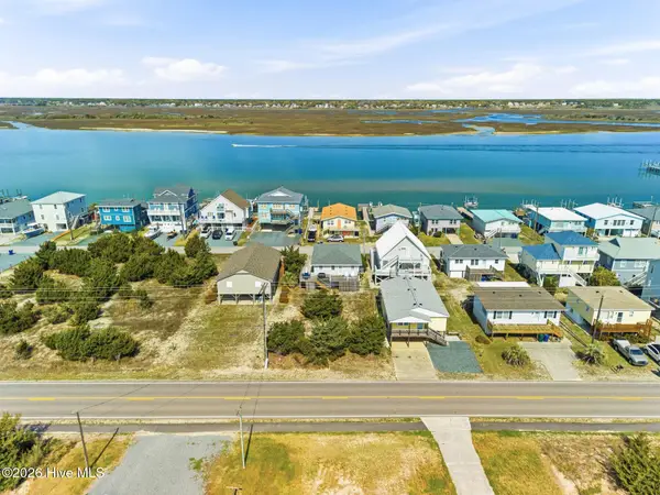 1332 S Anderson Boulevard, Topsail Beach, NC 28445