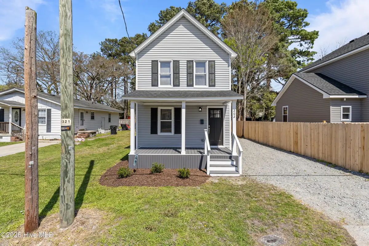 202 Bell Street, Elizabeth City, NC 27909 - #1