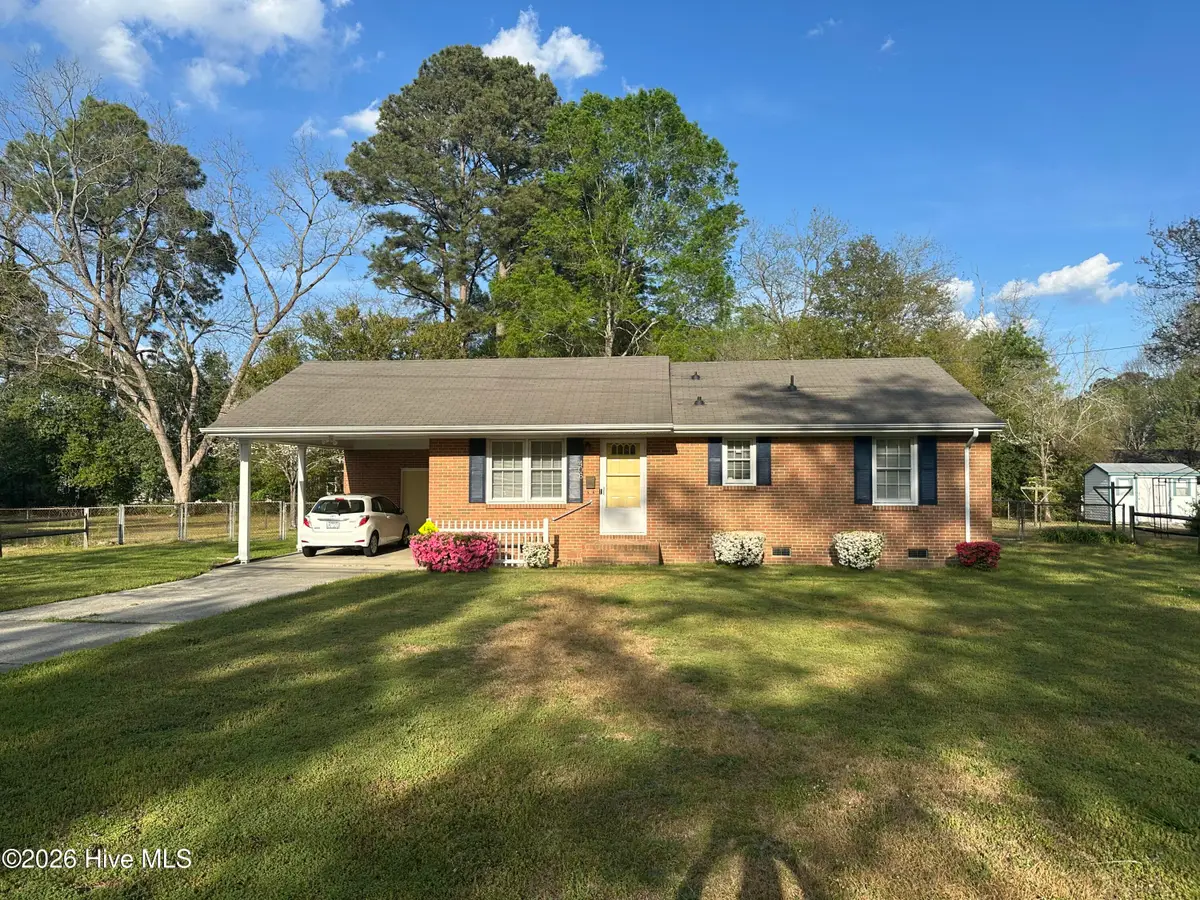 406 Johns Road, Laurinburg, NC 28352 - #1