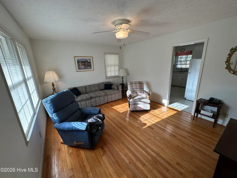 406 Johns Road, Laurinburg, NC 28352 - #3