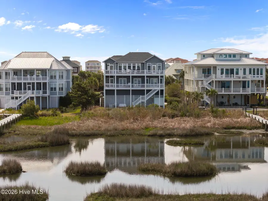 42 Sailview Drive, North Topsail Beach, NC 28460 - #3
