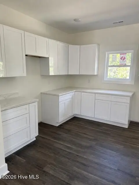 141 Laura Drive, New Bern, NC 28562 - #3