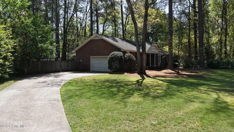 118 Greenwood Drive, Greenville, NC 27834 - #2