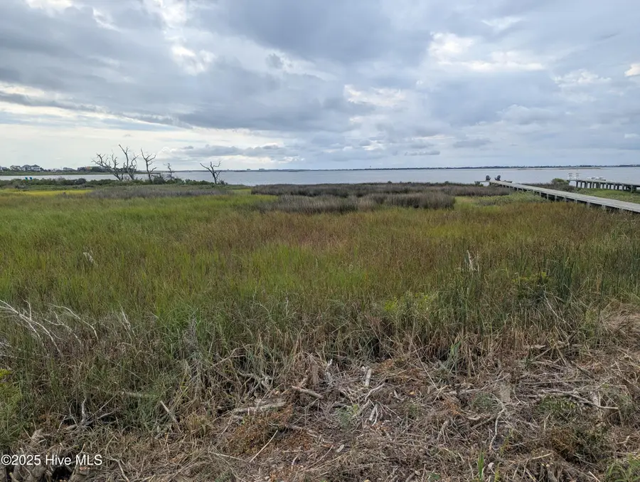 703 Cannonsgate Drive, Newport, NC 28570 - #2