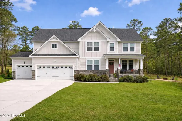22 Banning Drive, Whispering Pines, NC 28327