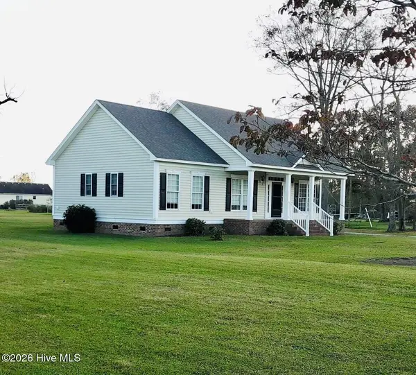 112 Ed Sawyer Lane, Maple, NC 27956