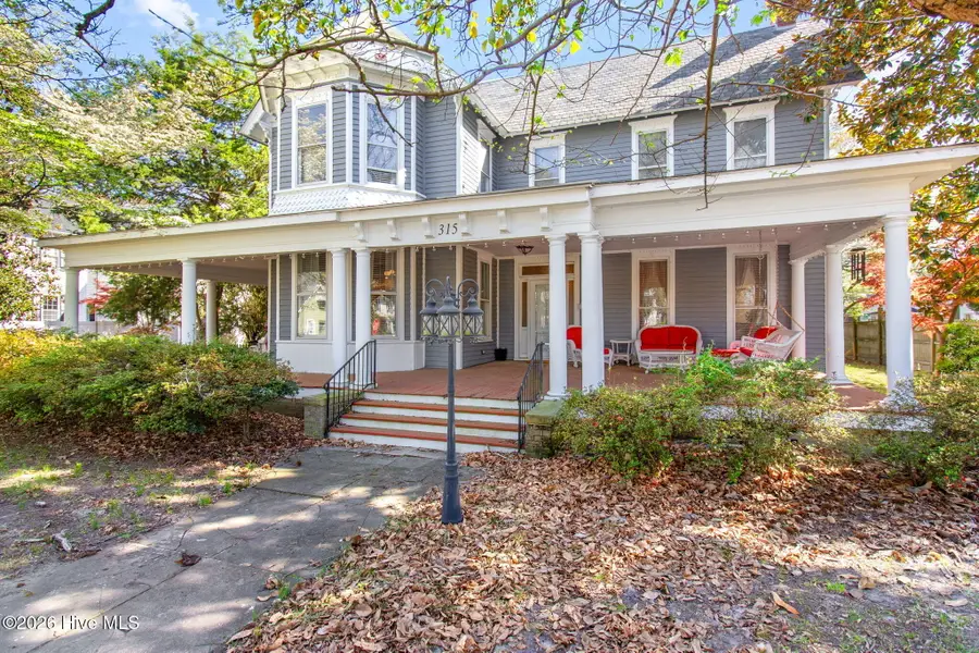 315 W Church Street, Elizabeth City, NC 27909 - #2