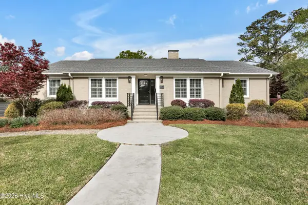 1202 Forest Hills Drive, Wilmington, NC 28403