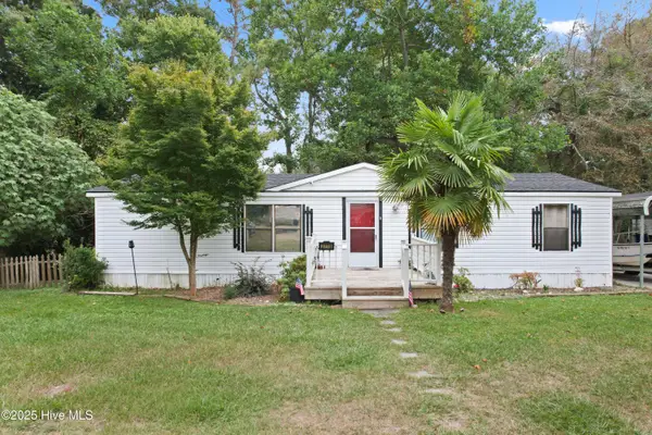 2773 Pirate Lane Sw, Supply, NC 28462