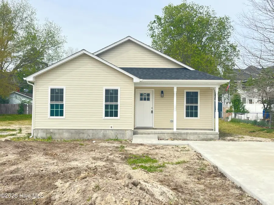 908 Mcpherson Street, Elizabeth City, NC 27909 - #2