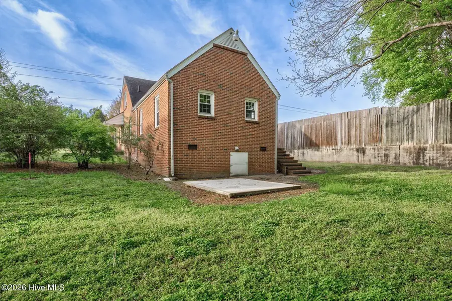 701 E Nash Street, Spring Hope, NC 27882 - #3