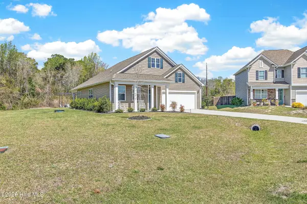 214 Avocet Way, Sneads Ferry, NC 28460