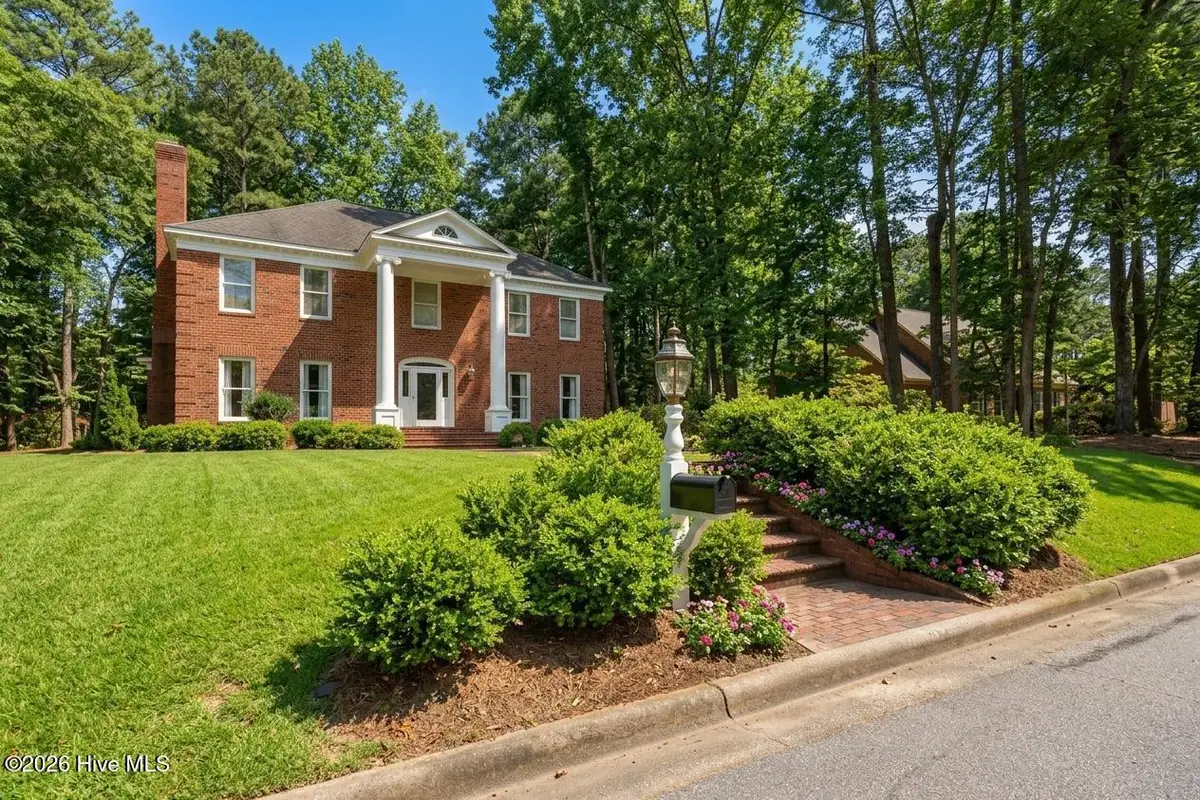 316 Pinewood Road, Greenville, NC 27858 - #1