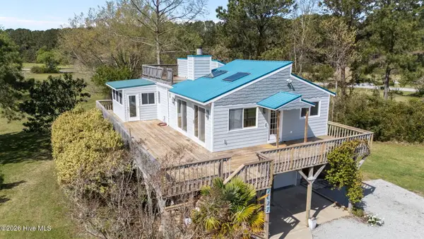 2027 Blackbeard Drive, Oriental, NC 28571