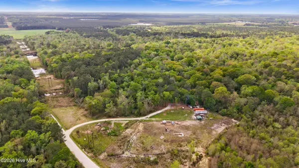 176 Quiet Water Drive, Chinquapin, NC 28521