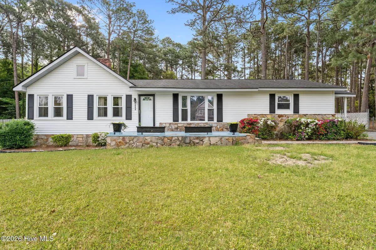 1335 N Ridge Street, Southern Pines, NC 28387 - #1