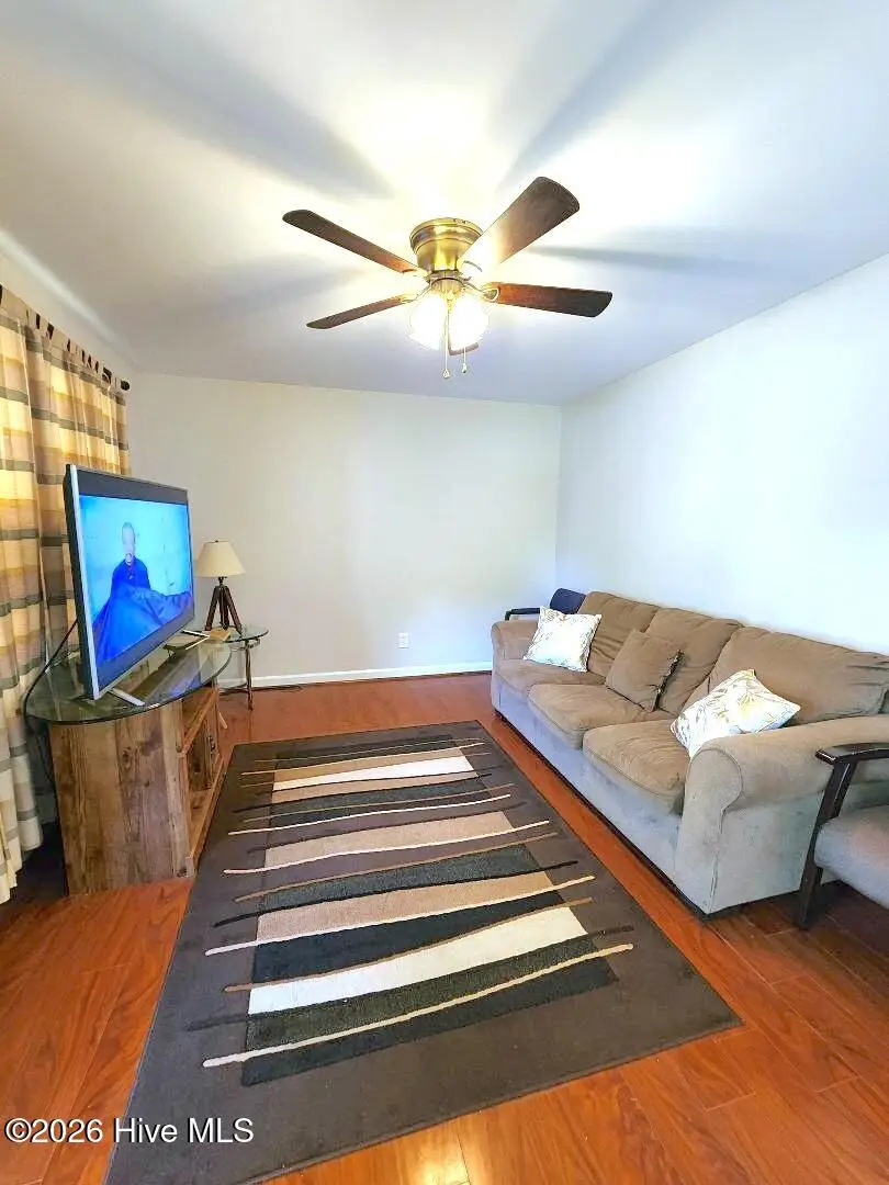 319 Oak Grove Avenue, Greenville, NC 27834 - #2