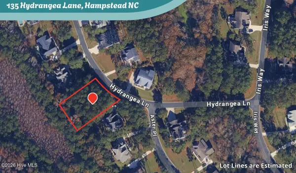 135 Hydrangea Lane, Hampstead, NC 28443