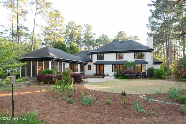 37 Mcmichael Drive, Pinehurst, NC 28374