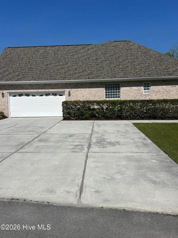 411 Oakmont Drive, Morehead City, NC 28557