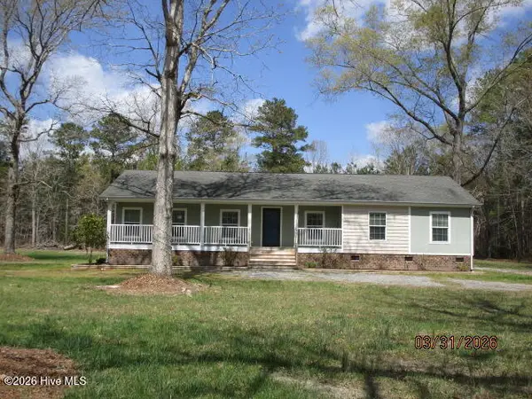 135 Gates Forest Road, Eure, NC 27935