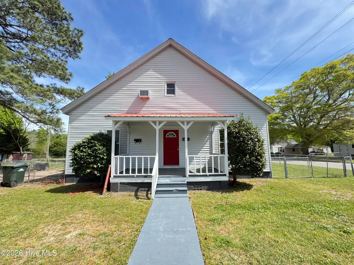 112 2nd Street, Laurinburg, NC 28352 - #1