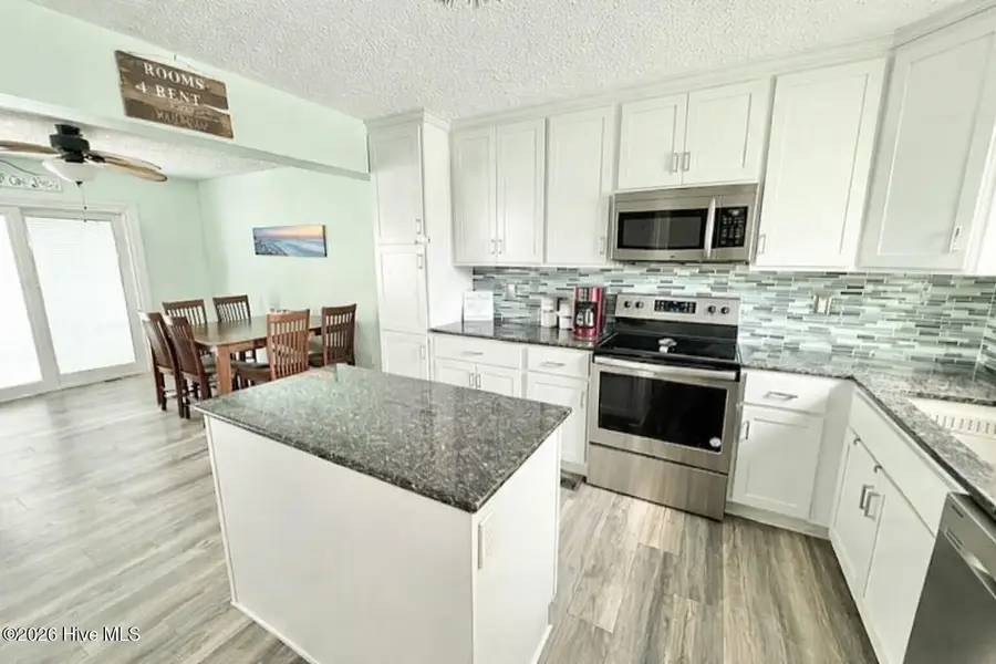 511 N Carolina Beach Avenue N #Unit 4, Carolina Beach, NC 28428 - #3