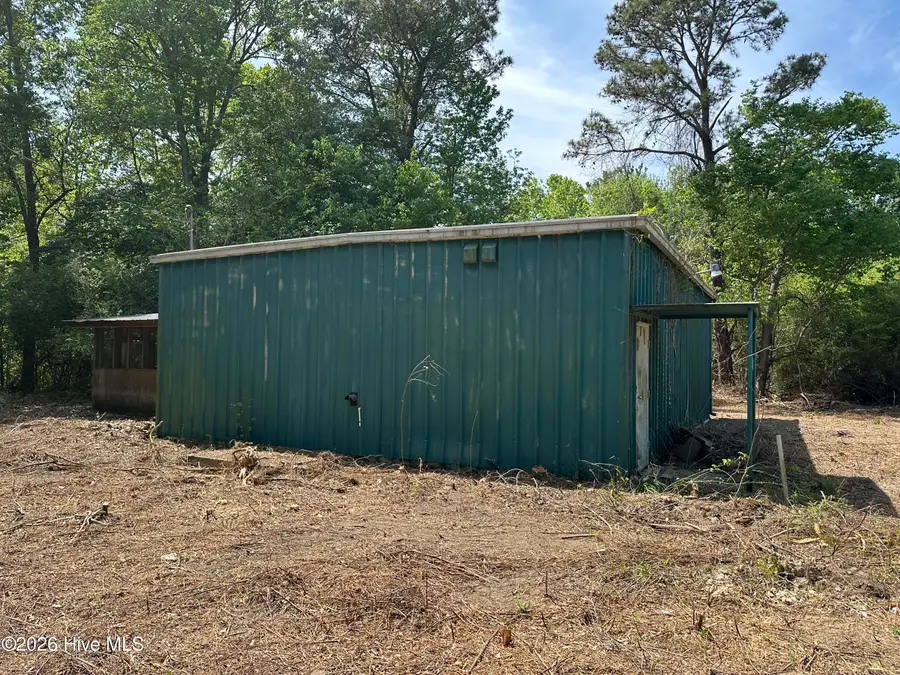 17600 Old Lumberton Road, Laurinburg, NC 28352 - #3