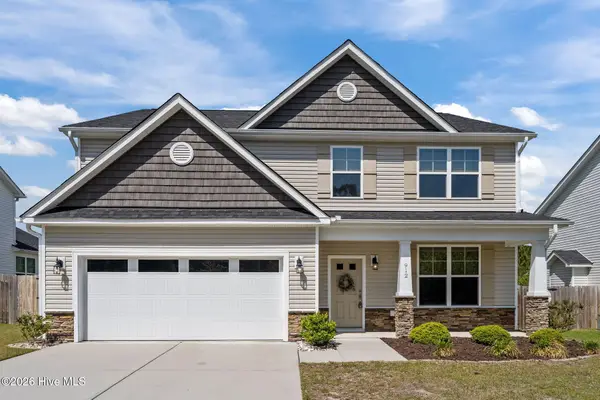 912 Terraces Lane, Hampstead, NC 28443