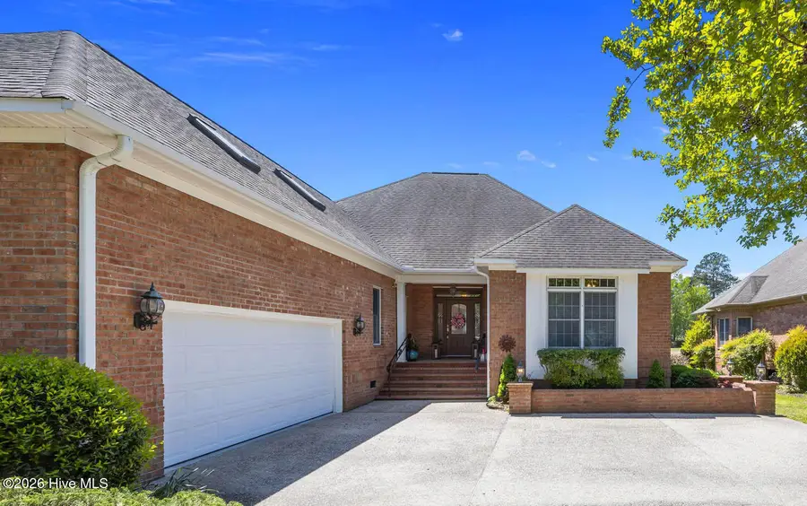 102 Pinehurst Drive, New Bern, NC 28562 - #2