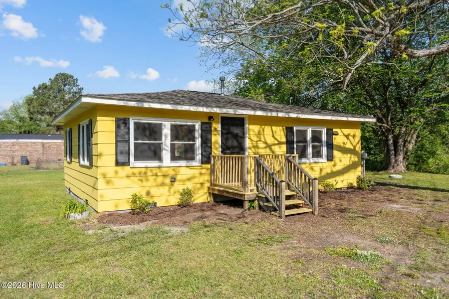 49 S 12th Street, Bolton, NC 28423 - #2