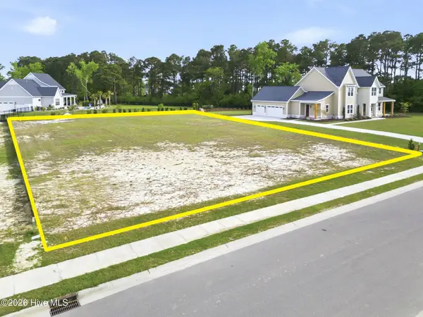 38 Dragonfly Lane, Hampstead, NC 28443