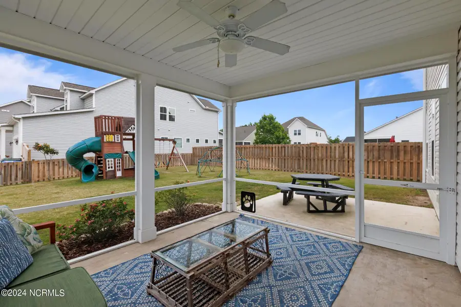 907 W Arboria Drive, Hampstead, NC 28443 - #3