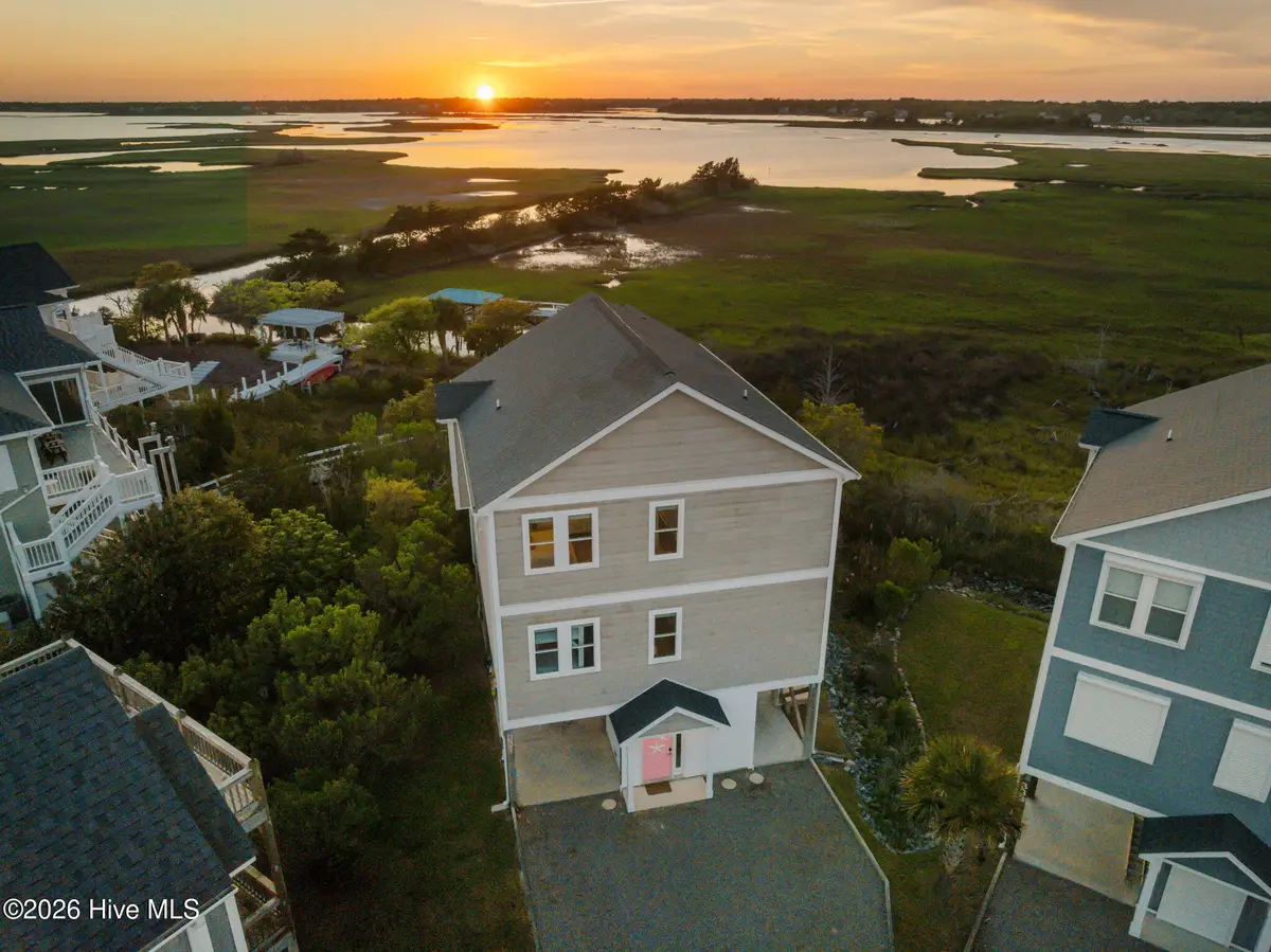 331 Oceanaire Lane, Surf City, NC 28445 - #1